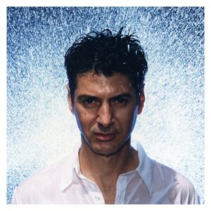 Pochette de l'album L'homme qui marche - Best of d'Etienne Daho